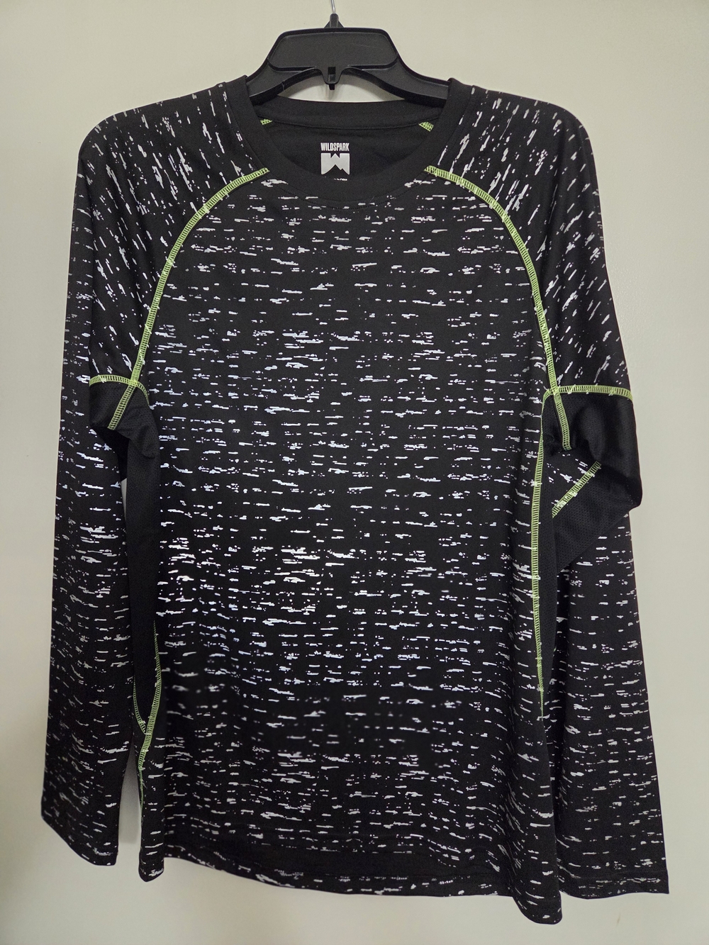 Men's Black Speckled Long-Sleeve Shirt with Green Stitching